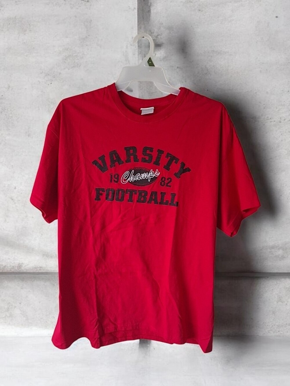 American Outdoors Unisex Red Varsity Football Graphic Crew Neck T-Shirt 2XL